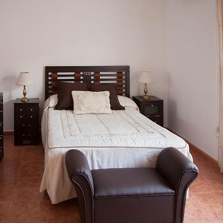 Casa Rural Marchena Navahermosa  ภายนอก รูปภาพ